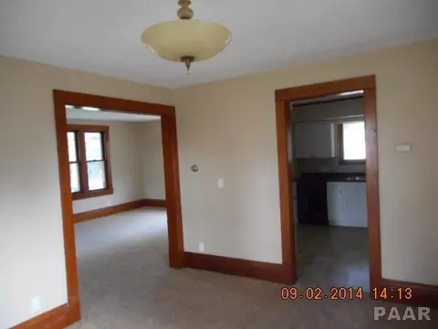 602 E 4th St, Delavan, IL 61734 photo 13