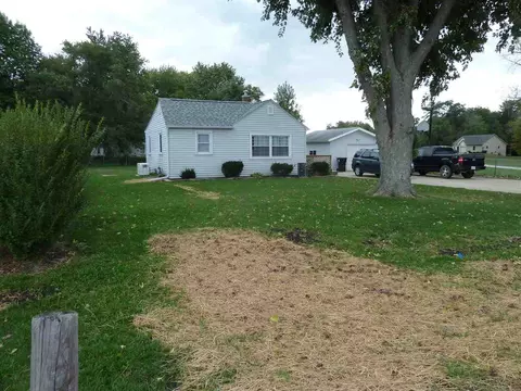 9628 S Mapleton Rd, Mapleton, IL 61547 photo 3