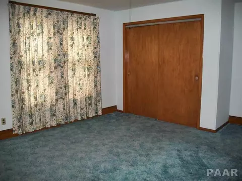 512 W Main, Ipava, IL 61441 photo 10