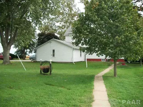 512 W Main, Ipava, IL 61441 photo 3