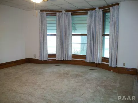 512 W Main, Ipava, IL 61441 photo 8
