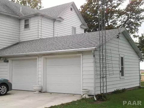 512 W Main, Ipava, IL 61441 photo 2