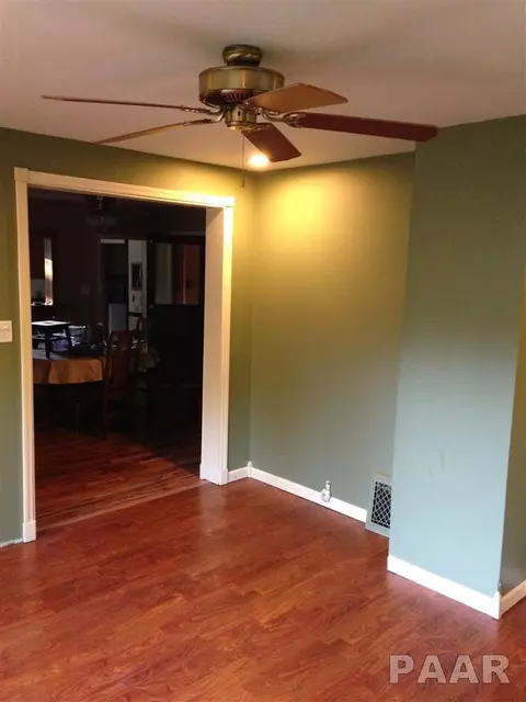 301 W Crow St, Eureka, IL 61530 photo 20