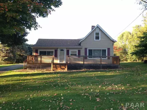 301 W Crow St, Eureka, IL 61530 photo 1