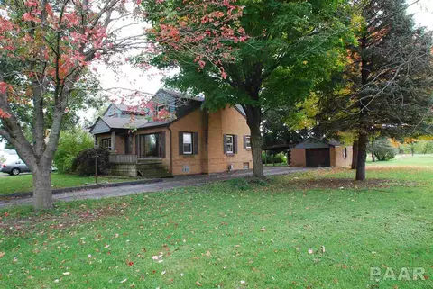 1832 E Chestnut St, Canton, IL 61520 photo 9