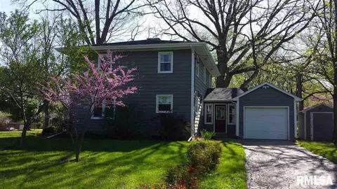 410 W Maple, Eureka, IL 61530 photo 1