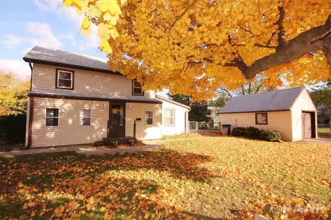 111 W Smith St, Wyoming, IL 61491 photo 2