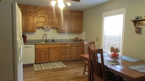 207 Fall St, Washington, IL 61571 photo 17