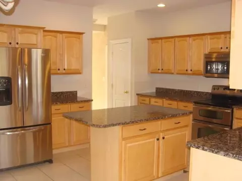 2111 W Leyna, Dunlap, IL 61525 photo 5