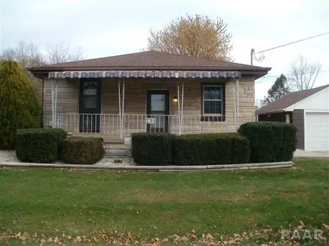 735 N Avenue E, Canton, IL 61520 photo 1