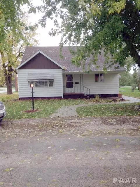 321 W Monroe, Metamora, IL 61548 photo 1