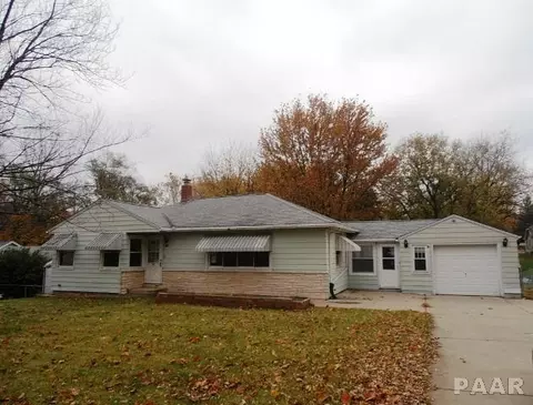 216 Albert St, Washington, IL 61571 photo 1