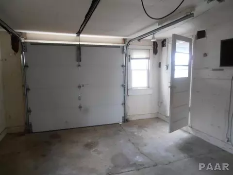 216 Albert St, Washington, IL 61571 photo 7