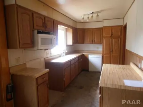 216 Albert St, Washington, IL 61571 photo 13