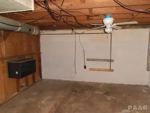 216 Albert St, Washington, IL 61571 photo 23