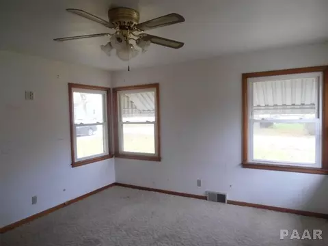216 Albert St, Washington, IL 61571 photo 15