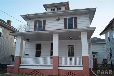 214 E Olive, Canton, IL 61520 photo 1