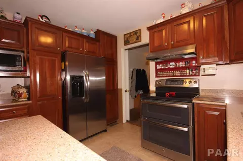 202 S 4th, Dunlap, IL 61525 photo 17