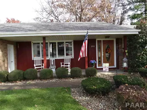 202 S 4th, Dunlap, IL 61525 photo 1