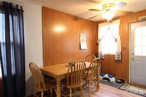105 Kickapoo, Marquette Heights, IL 61554 photo 6