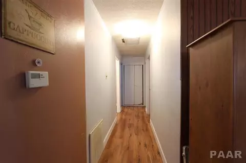105 Kickapoo, Marquette Heights, IL 61554 photo 13