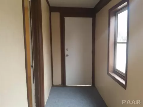 557 E Birch, Canton, IL 61520 photo 18