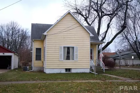 712 E Locust, Canton, IL 61520 photo 16