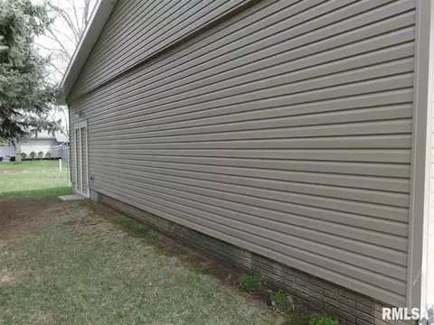 205 Conrad St, Henry, IL 61537 photo 10