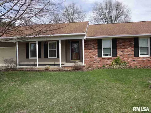 205 Conrad St, Henry, IL 61537 photo 1