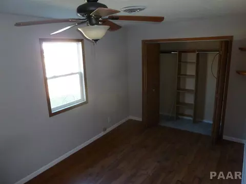 709 E 3rd St, Glasford, IL 61533 photo 7