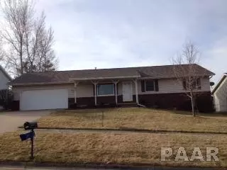 2014 Mitchell Dr, Eureka, IL 61530 photo 2