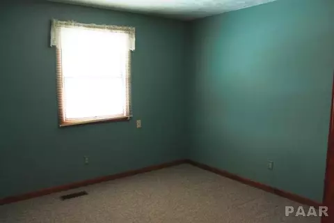 2014 Mitchell Dr, Eureka, IL 61530 photo 11