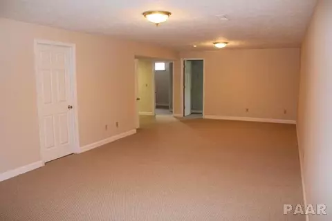 2014 Mitchell Dr, Eureka, IL 61530 photo 14
