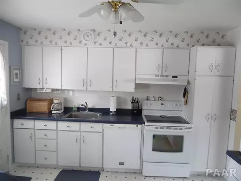 700 Westgate Rd, Washington, IL 61571 photo 14