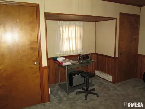 603 E 6th, Delavan, IL 61734 photo 17