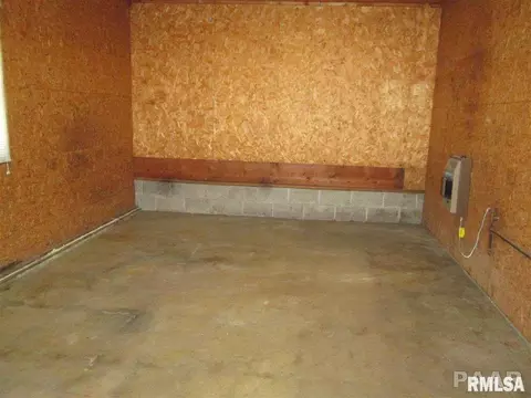 603 E 6th, Delavan, IL 61734 photo 22
