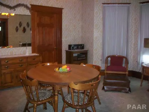 630 E Chestnut, Canton, IL 61520 photo 12