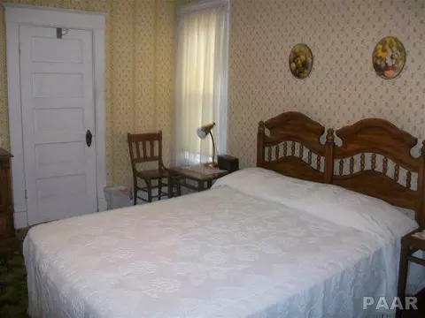 630 E Chestnut, Canton, IL 61520 photo 28
