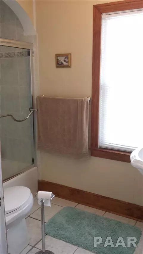 307 Embert, Peoria, IL 61603 photo 21