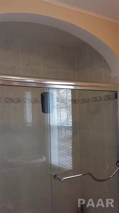 307 Embert, Peoria, IL 61603 photo 22