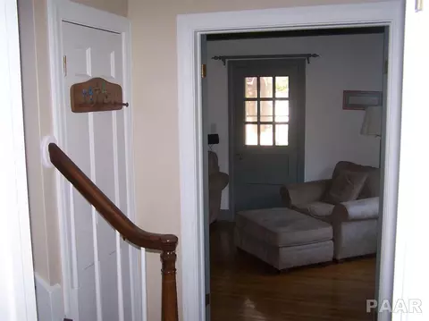 307 Embert, Peoria, IL 61603 photo 4