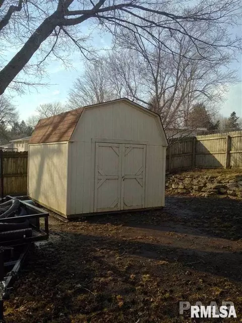 104 Edgewood Rd, Eureka, IL 61530 photo 20