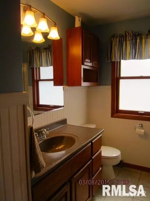 104 Edgewood Rd, Eureka, IL 61530 photo 14