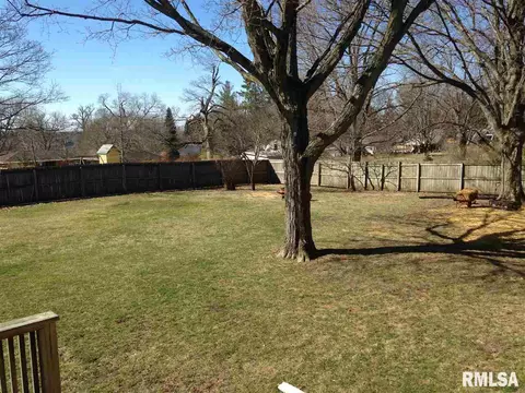 104 Edgewood Rd, Eureka, IL 61530 photo 19