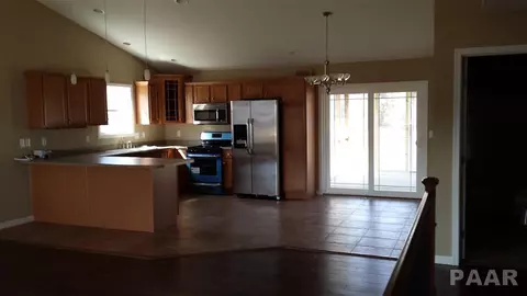 1311 Mitchell, Washington, IL 61571 photo 5