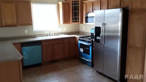 1311 Mitchell, Washington, IL 61571 photo 8