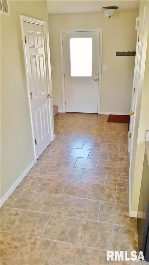 1117 Drayton, Normal, IL 61761 photo 9
