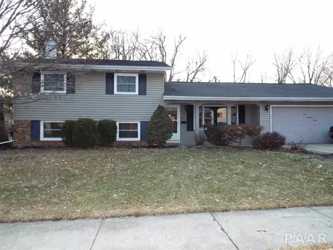 412 Brookcrest Dr, Washington, IL 61571 photo 1