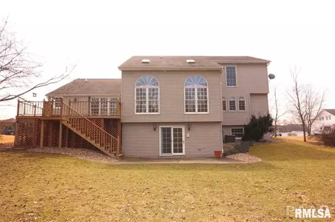 1129 E Juniper St, Canton, IL 61520 photo 6