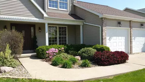 1129 E Juniper St, Canton, IL 61520 photo 8